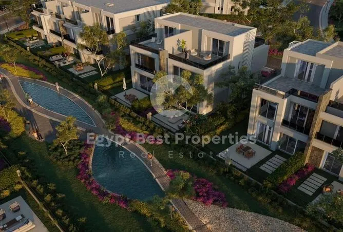 توين هاوس 4 غرف 274 م² للبيع في الباتيو تاون، El Patio Town