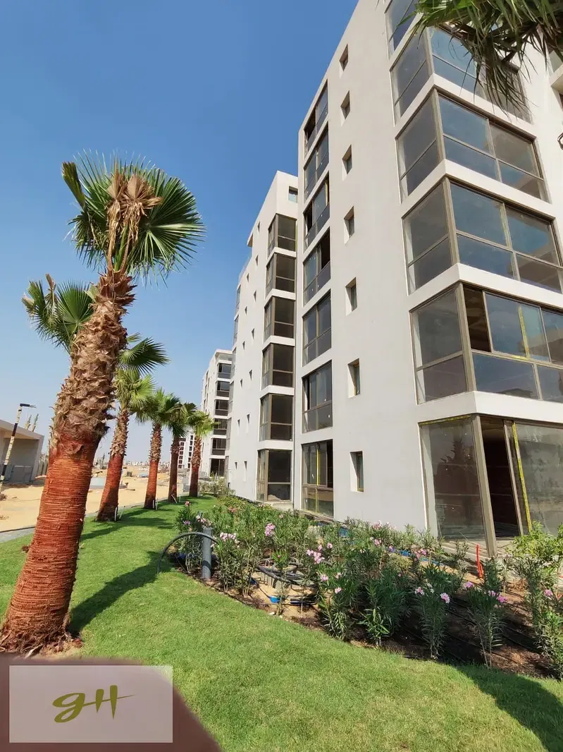 Ready to move Apartment for sale Best Price Include Maintenance in Lake View Residence 2 New Cairo