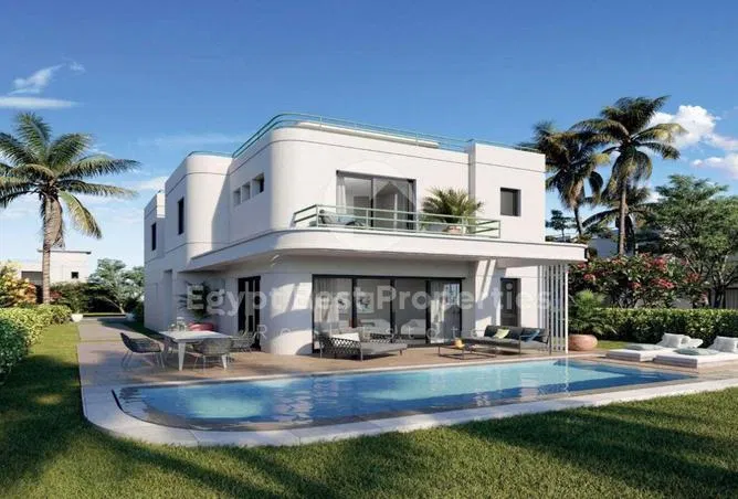 4-bedroom villa 528 m² for sale in June