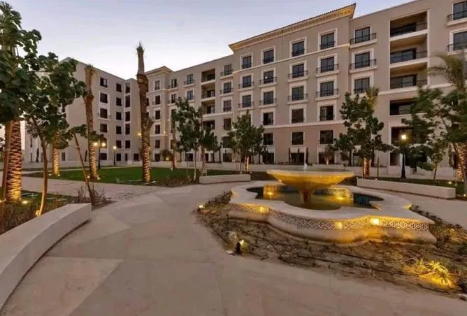 شقة غرفة 75 م² للبيع في فيلدج ويست، Village West