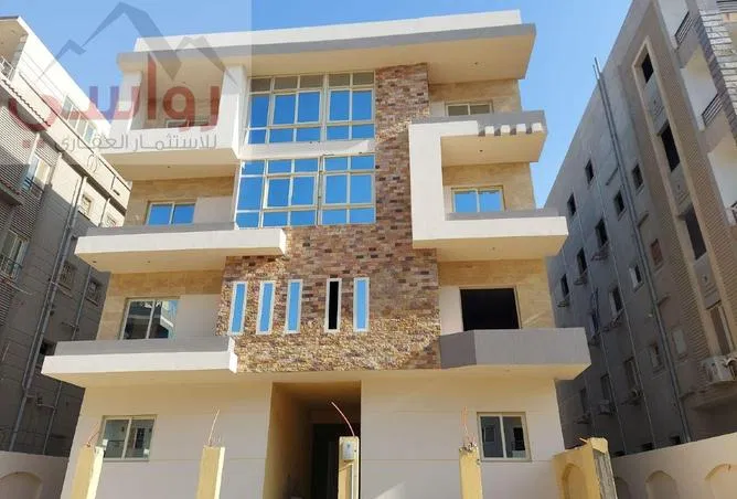4-bedroom apartment 226 m² for sale in Al Andalus El Gedida