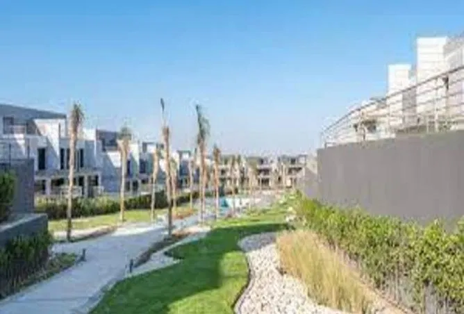 فيلا 3 غرف 130 م² للبيع في Royal Meadows