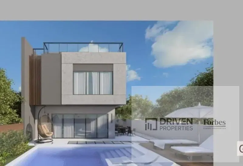 Direct Lake View Standalone Villa for Sale by Installments in The Crown Palm Hills 6th of October Golf Extension Golf Views New Giza