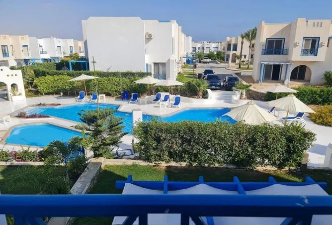 3-bedroom chalet 110 m² for sale in Skala Mountain View Ras El Hikma