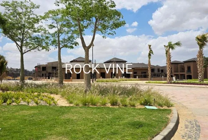 شقة غرفتين 123 م² للبيع في فيلدج ويست، Village West