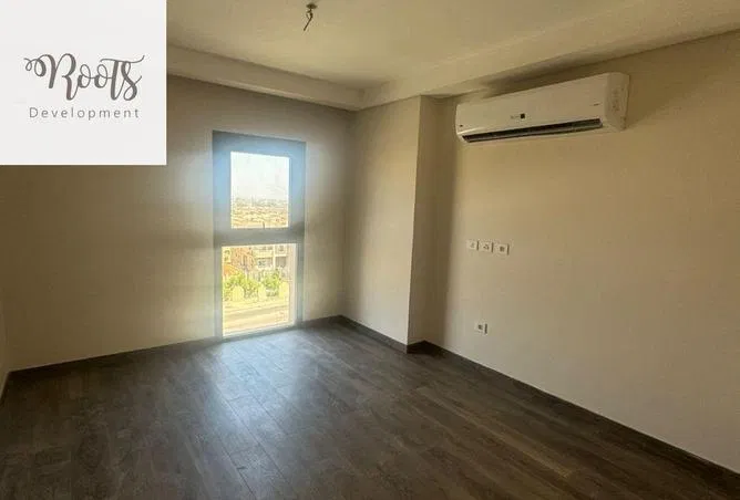 شقة 68 م² للبيع في Park Side Residence