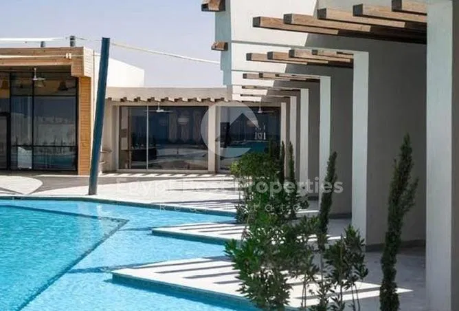 1-bedroom chalet 85 m² for sale in Direction White