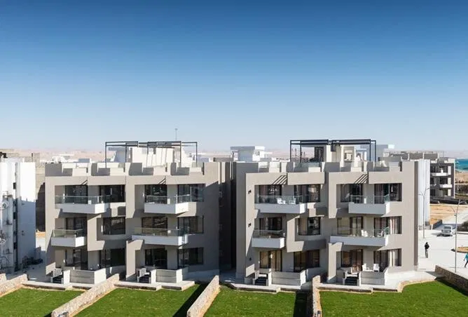 شاليه غرفتين 120 م² للبيع في Matarma Beach Residence