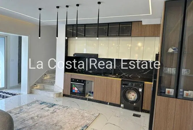 3-bedroom chalet 132 m² for sale in Mountain View