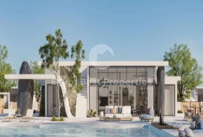 3-bedroom chalet 148 m² for sale in Salt