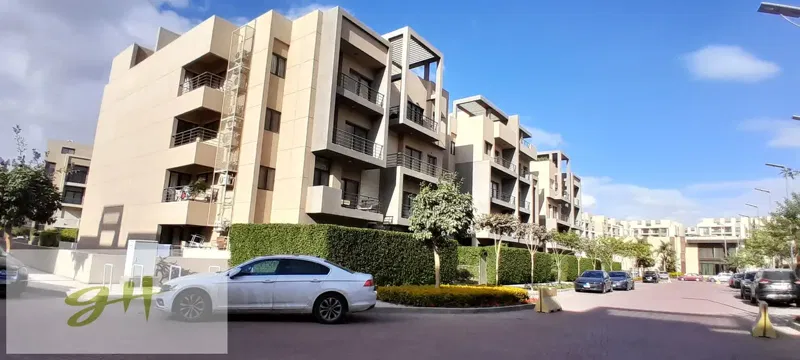 Studio Fully Furnished For Sale in Fifth Square Marasem New Cairo