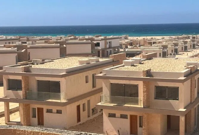 3-bedroom townhouse 149 m² for sale in Silver Sands