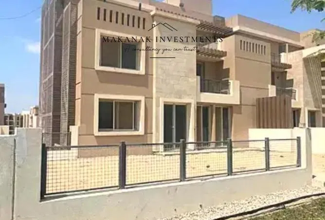 تاون هاوس 4 غرف 178 م² للبيع في تاج سيتي، Taj City