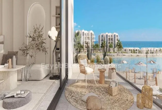3-bedroom twin house 156 m² for sale in Salt