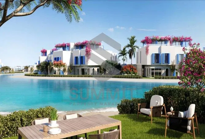 3-bedroom chalet 125 m² for sale in Naia Bay