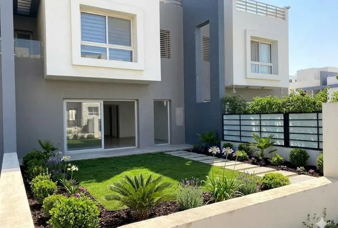 3-bedroom townhouse 215 m² for sale in Hyde Park