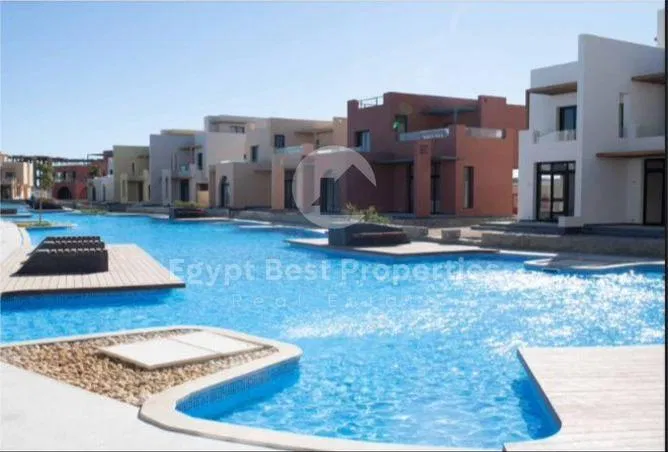 تاون هاوس 3 غرف 136 م² للبيع في مكادي هايتس