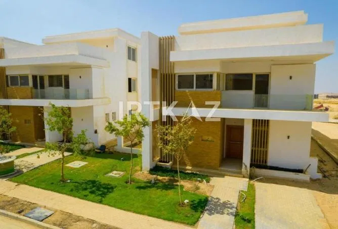 تاون هاوس 3 غرف 205 م² للبيع في Mountain View iCity