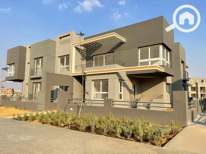 Apartment for sale in Kayan Compound, October; immediate delivery, with remaining installments