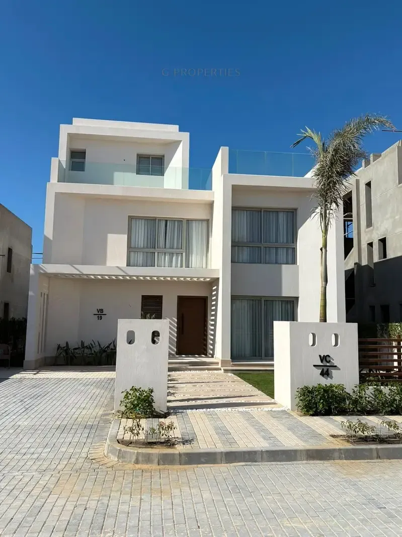 First launch | 2.5 million lower than paid amount | next year delivery | Facing north
