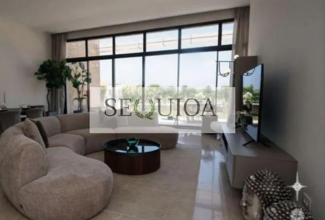 4-bedroom chalet 204 m² for sale in Silver Sands