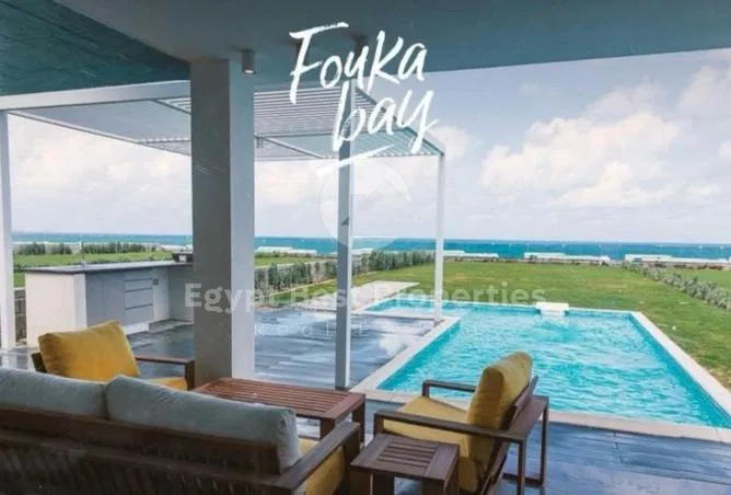4-bedroom chalet 280 m² for sale in Fouka Bay