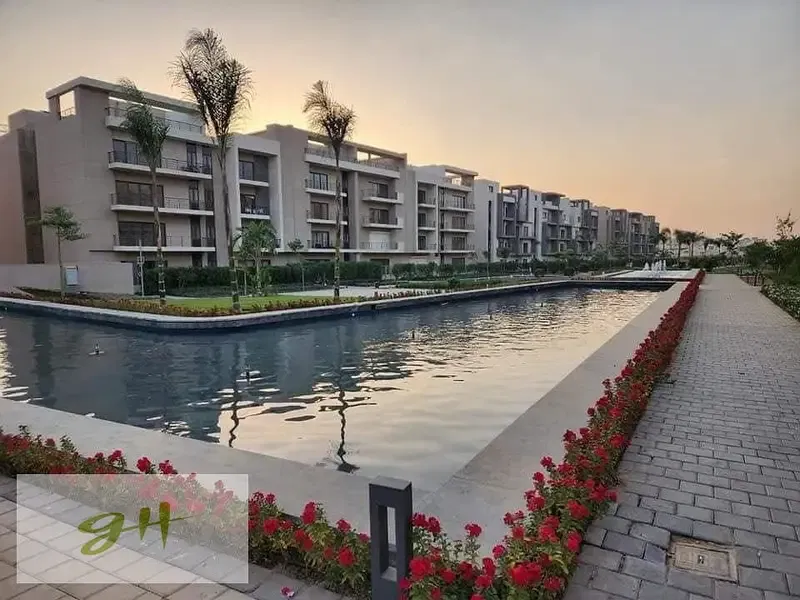 Studio Fully Furnished Lake Residence Hotel for Sale Fifth Square New Cairo