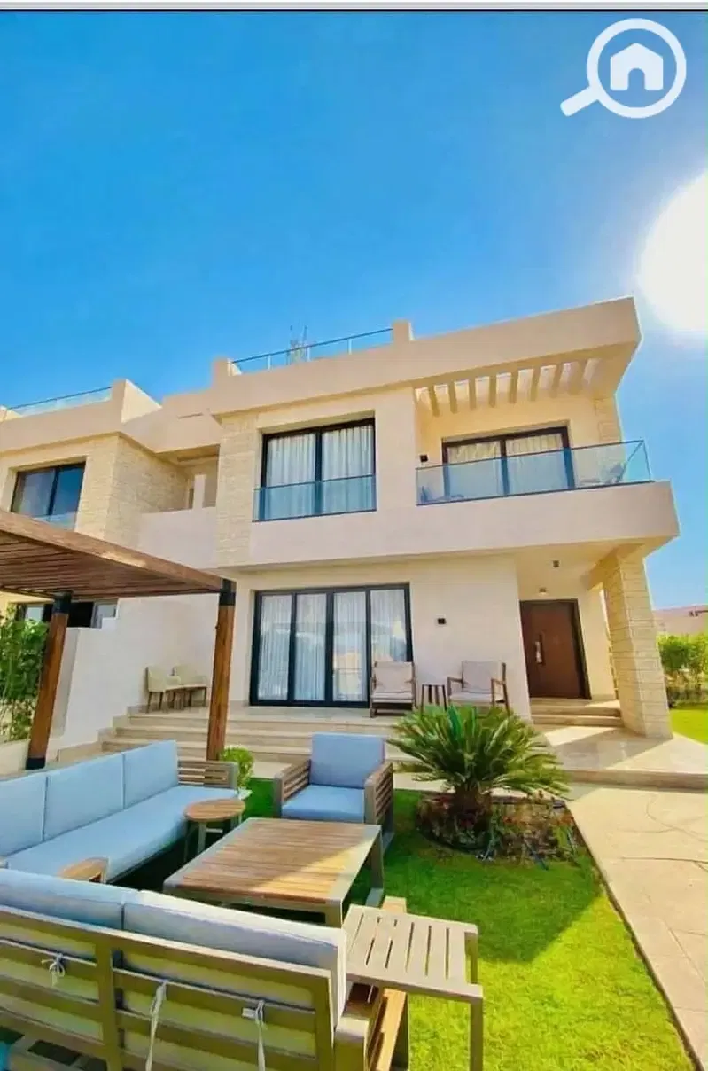 Corner townhouse villa in Noor City 295m distinctive