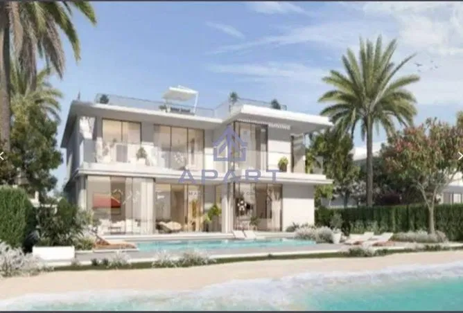 4-bedroom villa 250 m² for sale in Silver Sands