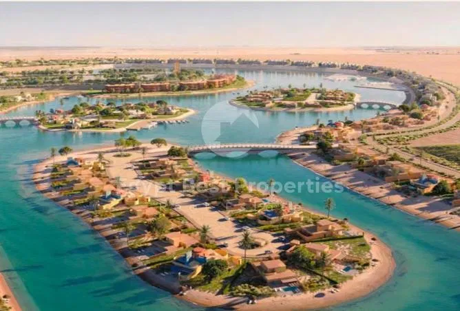 توين هاوس 3 غرف 300 م² للبيع في Tuban Islands