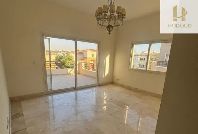 فيلا 4 غرف 480 م² للبيع في أب تاون كايرو، Levana