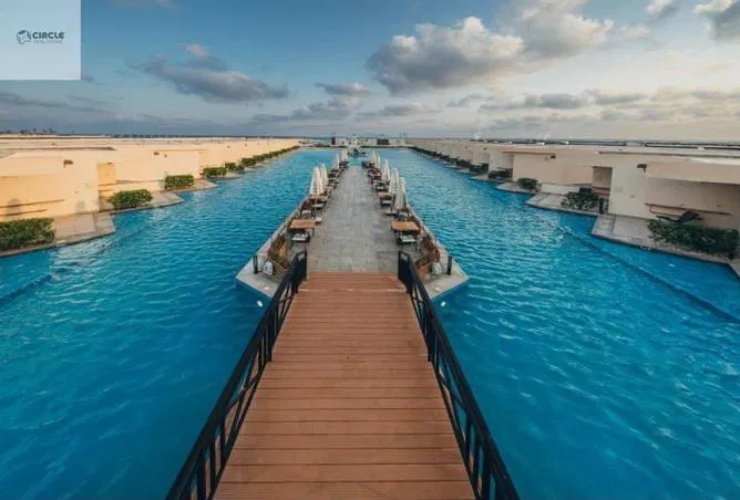 5-bedroom villa 373 m² for sale in Direction White
