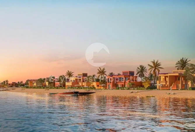 4-bedroom townhouse 240 m² for sale in North Bay