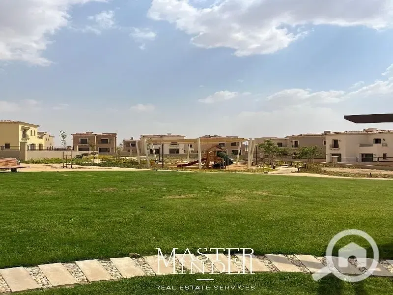 Without over Apartment for sale with installments till 2031 - City Gate - New Cairo