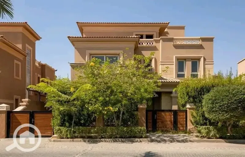 Fully Finished Villa for Sale - Immediate Delivery in La Vista Prime Location Next to Hyde Park Compound