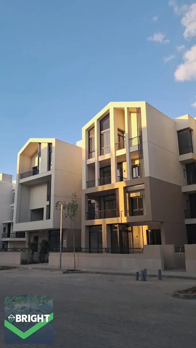 **Lowest Price Possible – Get a 108 sqm Apartment + 33 sqm Garden, Maintenance Included, with a Prime View in Vye Sodic