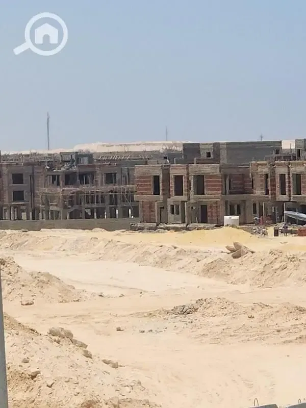 Townhouse in Gaya, first row, lagoon, east-facing, immediate occupancy