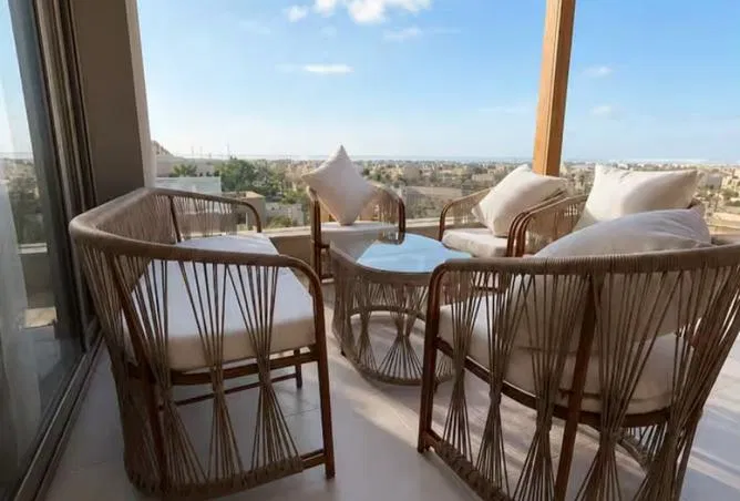 5-bedroom duplex 260 m² for sale in Hacienda Bay