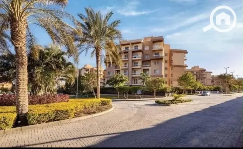 Apartment for sale, 106 sqm, in Ashgar City Compound. A fully serviced compound in a prime location with the best view. Apartment available for installment takeover in October Gardens.
