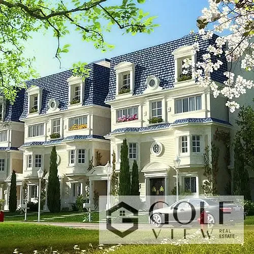 For quick sale, a 3-bedroom penthouse with a 95 m roof (immediate delivery) in Mountain View iCity, October.