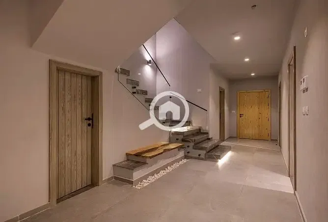 Penthouse for sale (chalet with a roof) in Al Masyaf Ras El Hekma