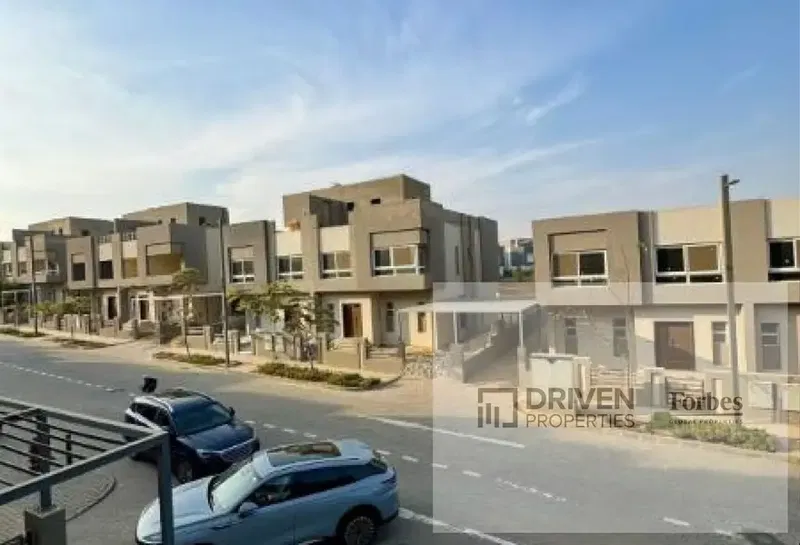 Lowest Price Corner Townhouse for Sale in Etapa Compound Sheikh Zayed Ready to Move Open View Al Rabwa El Patio Zahraa
