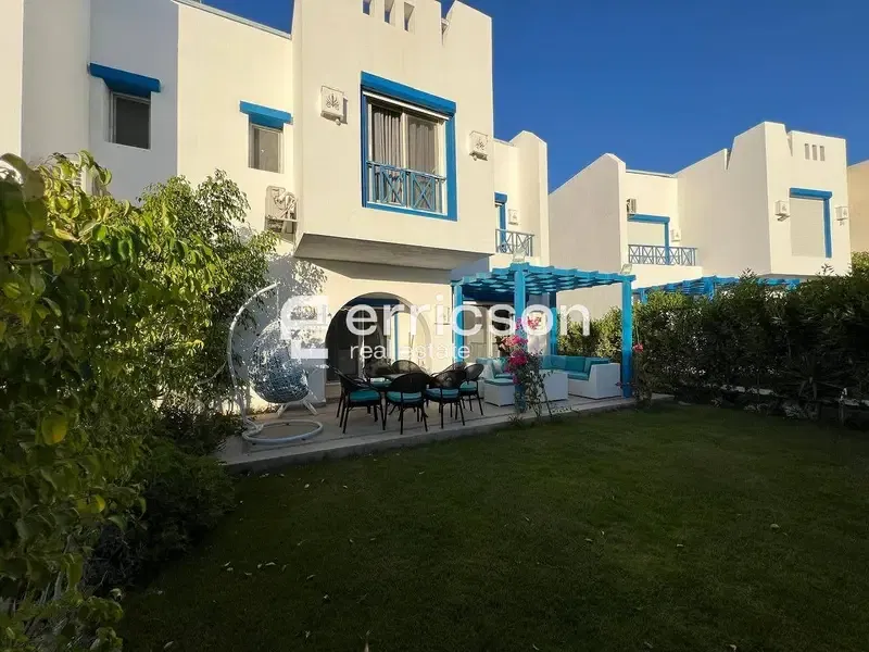 Middle townhouse in Mountain View Ras Al Hekma, Crete Phase
