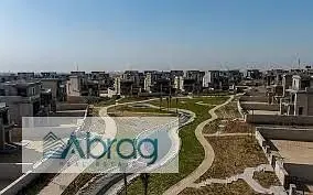 Ready to move townhouse for sale in The Estates - Sodic, New Zayed