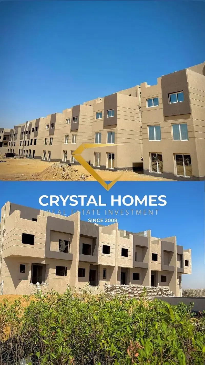 Townhouse in Sheikh Zayed on Dahshur Link at a special price in an upscale area, immediate delivery.
