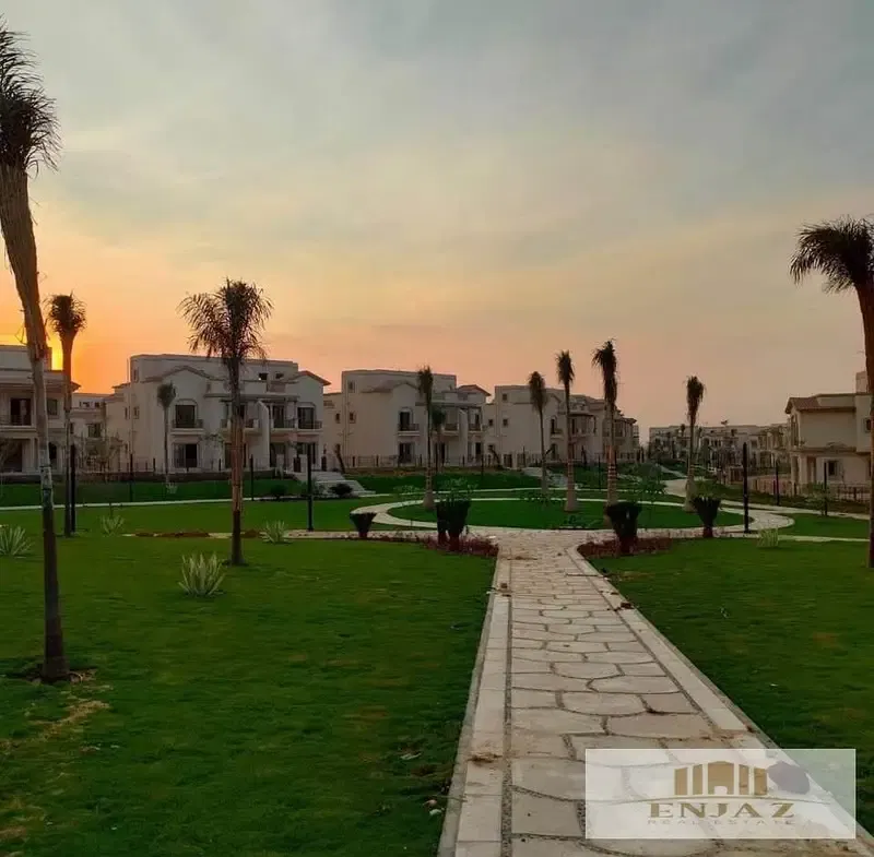 Villa for sale in Madinaty E3, immediate receipt in installments, Wide Garden, facilities for 8 years, area (353 m)