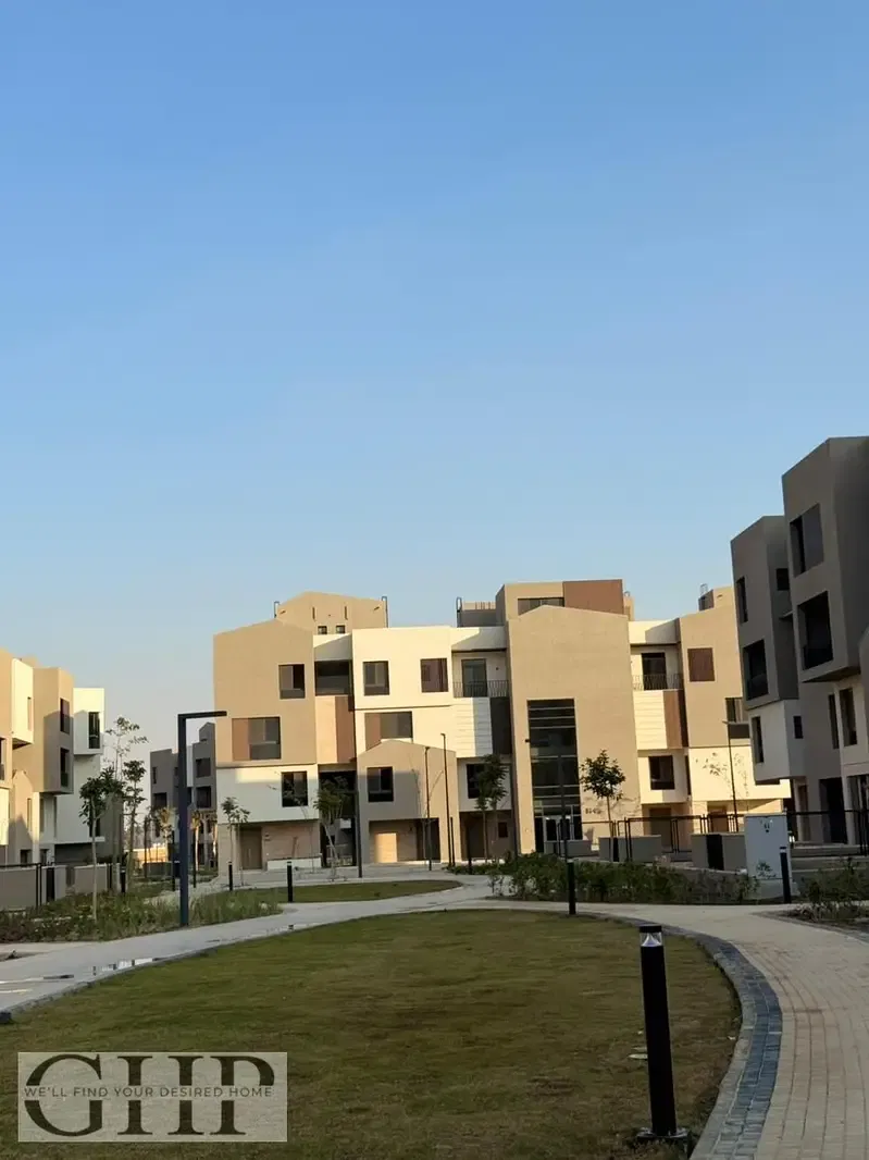 Duplex Roof Fully Finished Ready to move for Sale in Sodic east AL Shorouk City