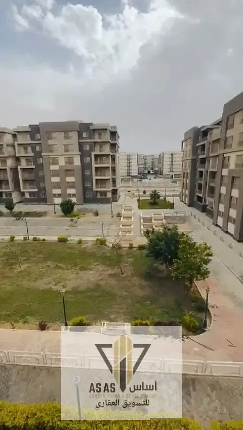 Apartment for sale in Janna Compound, New Cairo, adjacent to Dar Misr, Al-Andalus, the American University, and Mivida, and South Ninety.