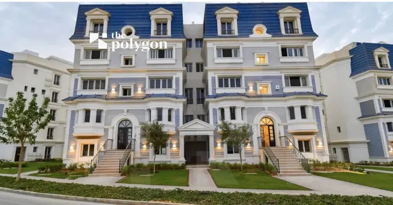Townhouse Middle 195 SQM 2027 delievry in Mostakbakl city aliva