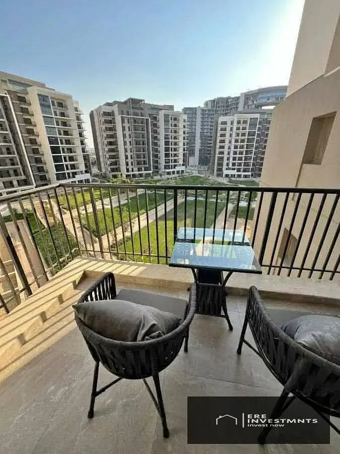 An exceptional "Ultra Super Lux" duplex for sale in Zed East at a below-market price—featuring a prime location overlooking the landscape.